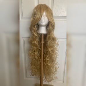 Long Curly Blonde Wig with Side Part Curtain Bangs